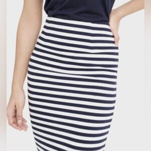 J. CREW Petite Navy & White Stripe No. 2 Pencil Skirt | Size 6P